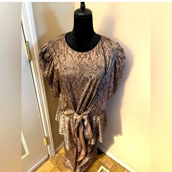 Vintage 90s peplum dress, animal print. Size 22W- JM II brand New York - Picture 1 of 2